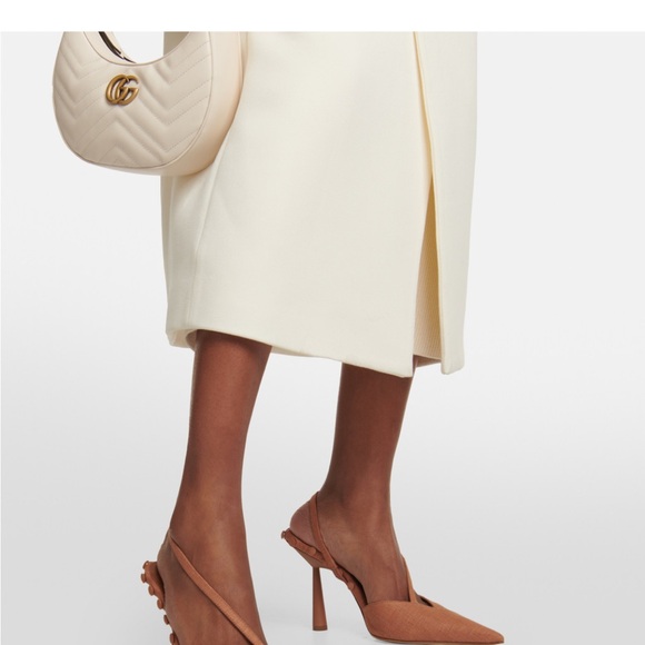 Stunning-Brand New in Box - Picture 3 of 8